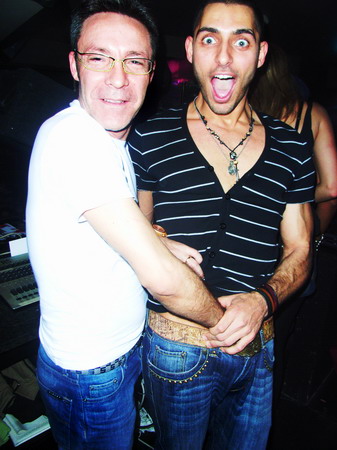 lifestyle/070412Party.Shocking.1\130.jpg